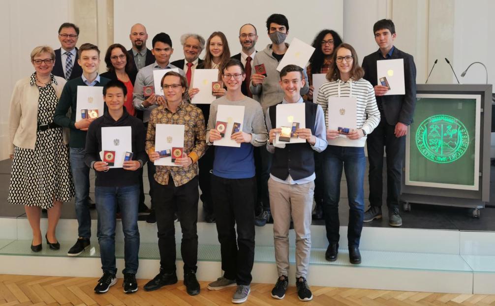 © Markus Frischauf, Privat Zweiter Platz beim Bundesfinale der 41. Österreichischen Physikolympiade - Titelbild, SJ 2021-22